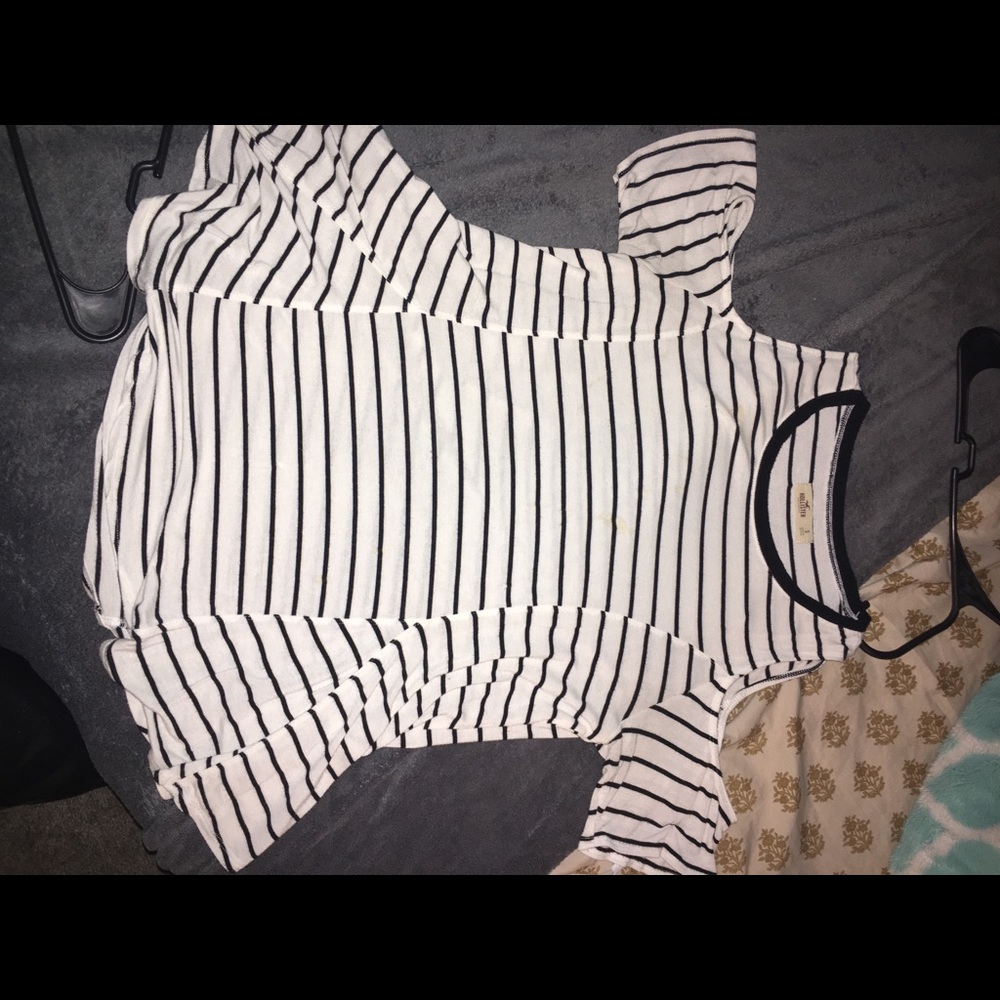 HOLLISTER blouse